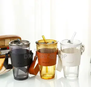 Photo - *Mug en Verre Massif Avec Paille Bandoulière – 450ml*