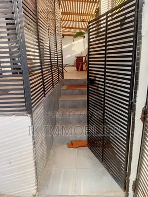 3chbre Maison dans Bingerville à Vendre