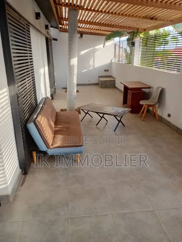 3chbre Maison dans Bingerville à Vendre