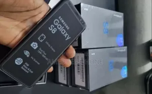 Photo - New Samsung Galaxy S8 64 GB Autre