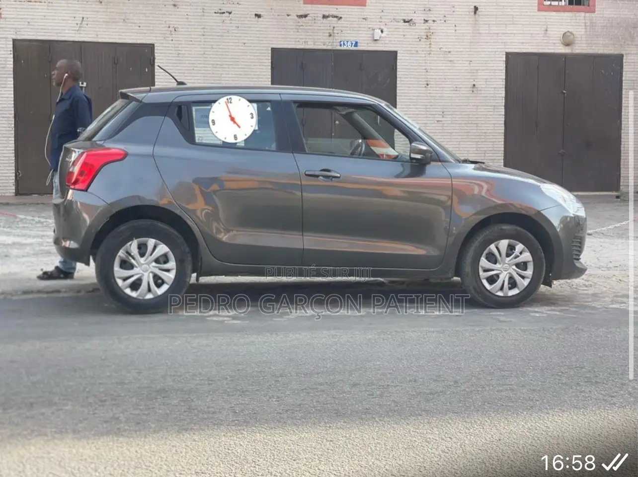 Suzuki Swift 2021 Gris