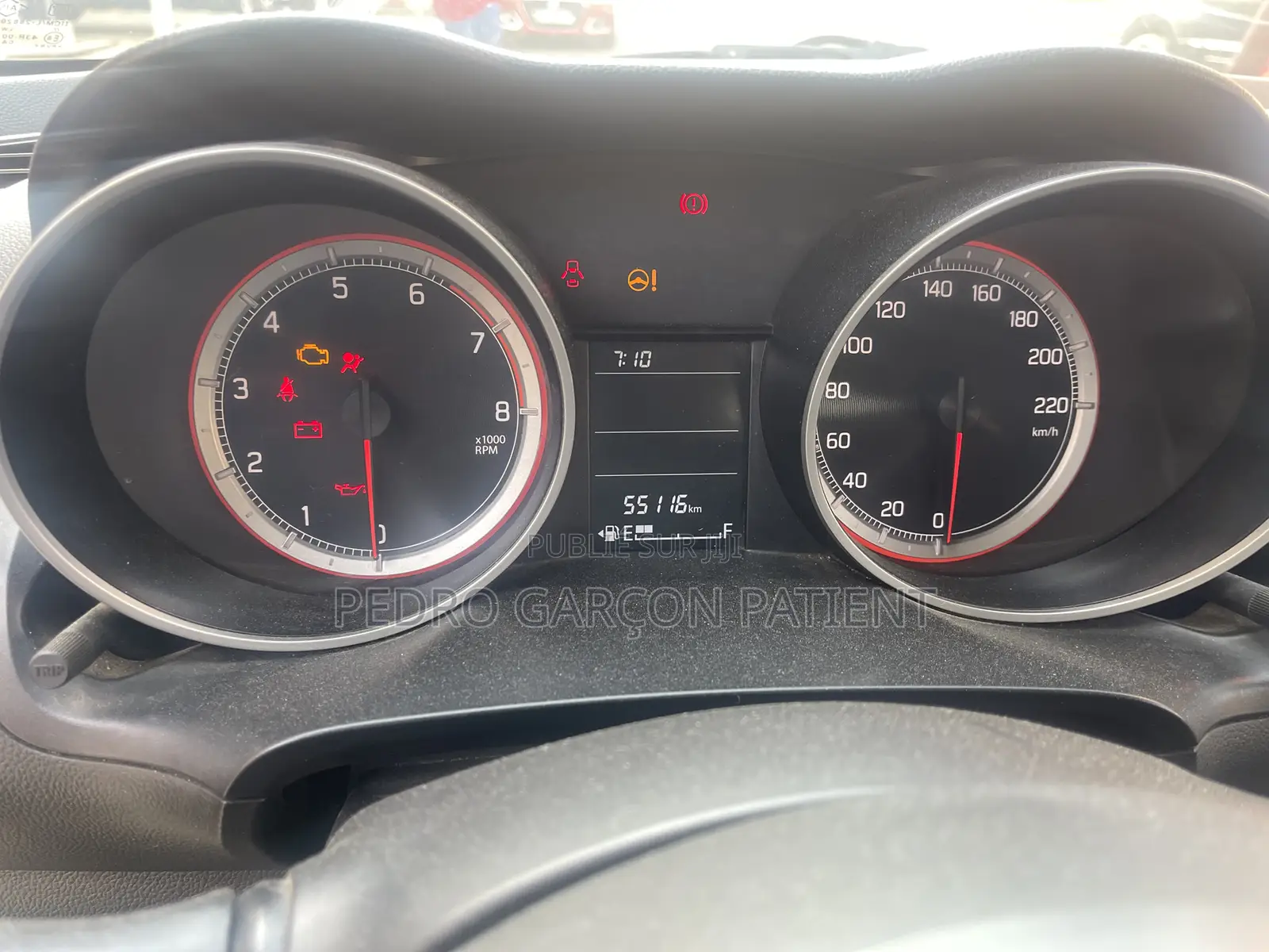 Suzuki Swift 2021 Gris