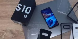 New Samsung Galaxy S10e 128 GB Autre