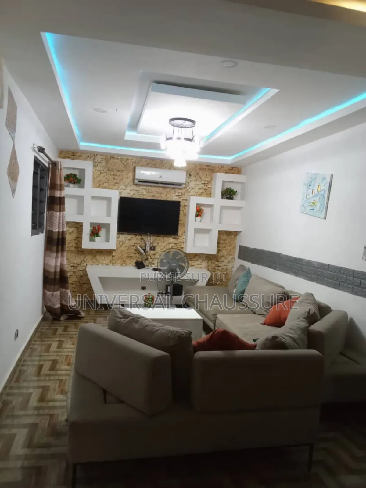 Furnished 1chbre Studio dans Studio Meublé, Agboville à Louer