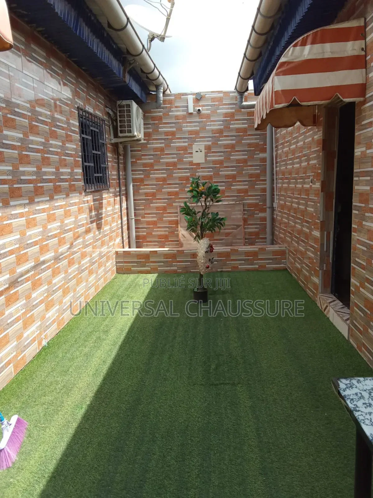 Furnished 1chbre Studio dans Studio Meublé, Agboville à Louer