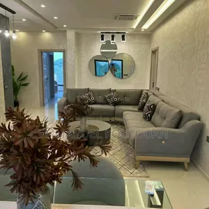 Furnished 3chbre Appartement dans Alloue Kingston, Bingerville