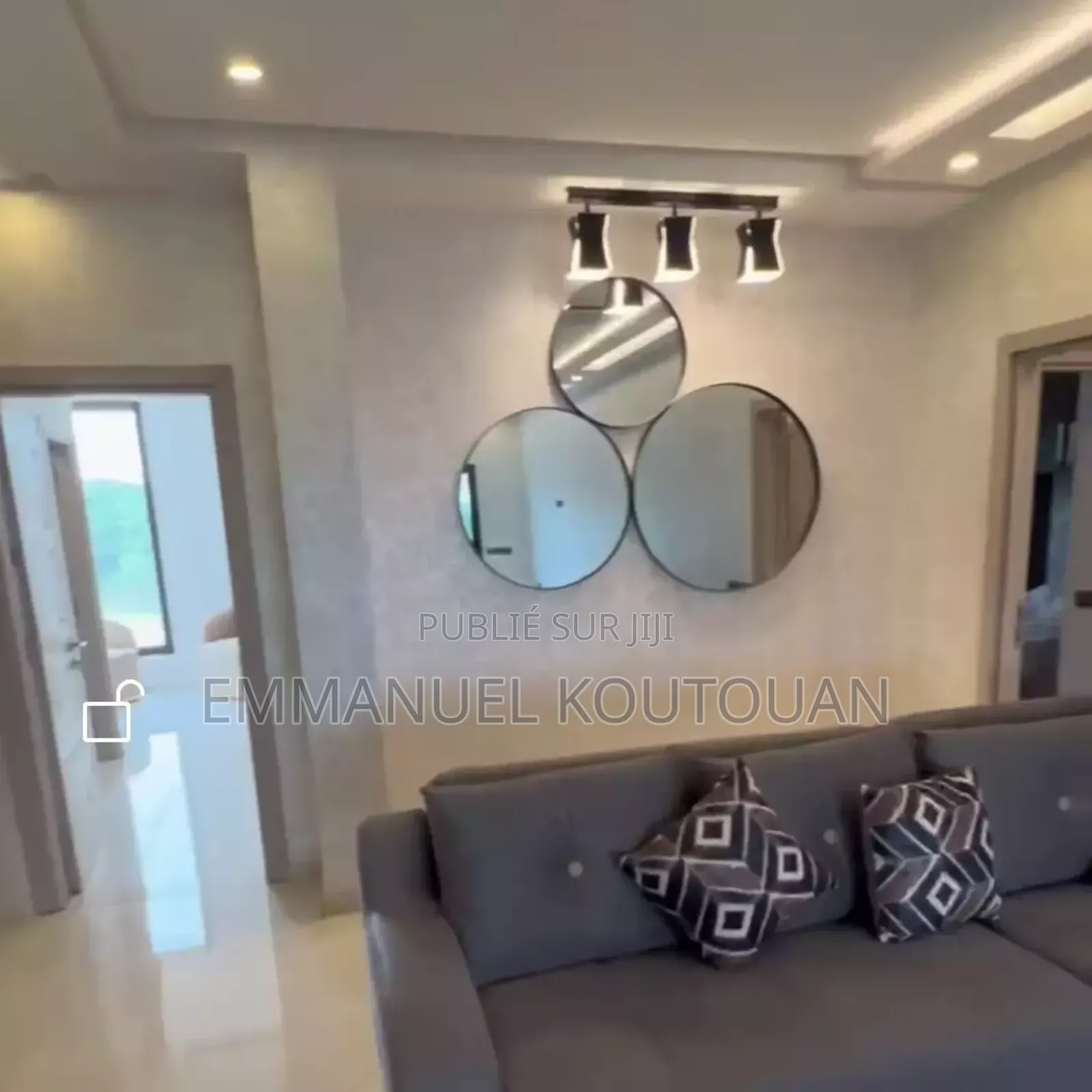 Furnished 3chbre Appartement dans Alloue Kingston, Bingerville
