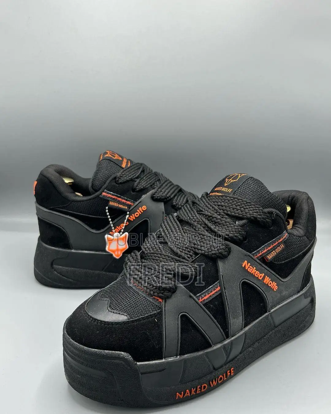 Naked Wolfe Baskets Slide À Plateforme