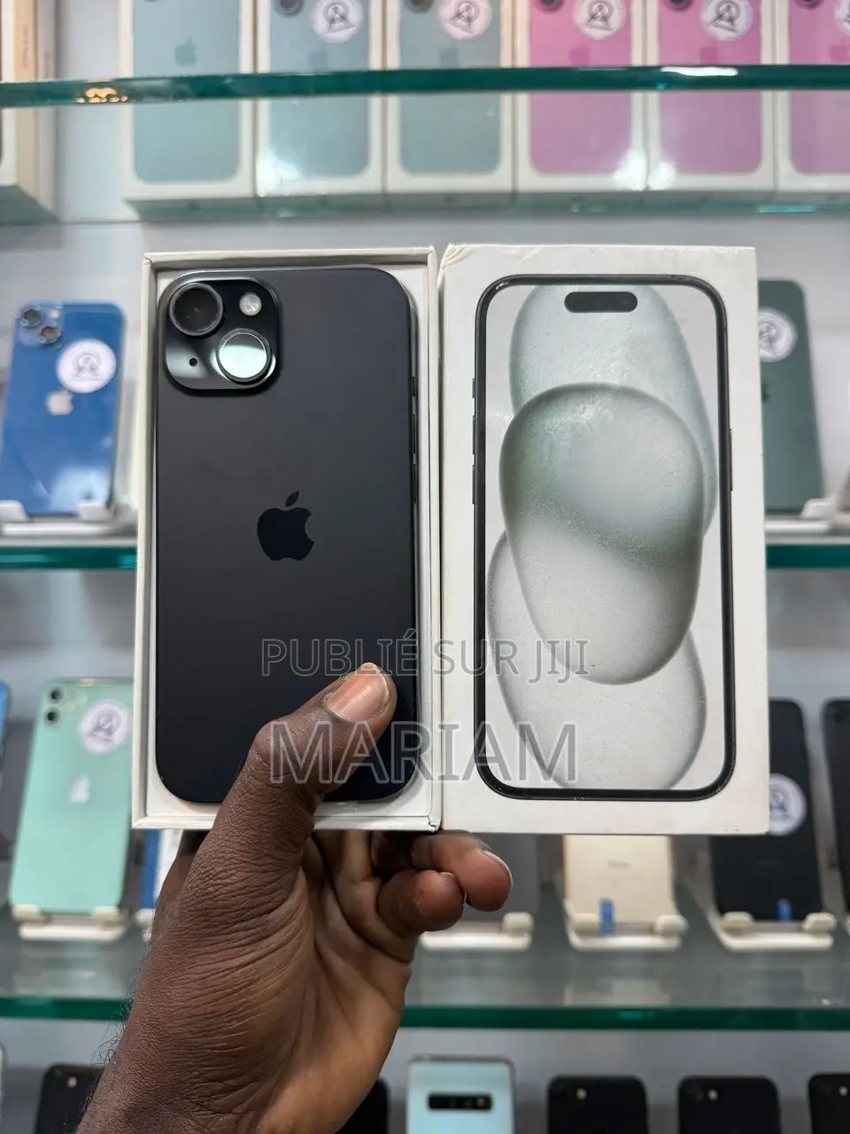 New Apple iPhone 15 128 GB Noir