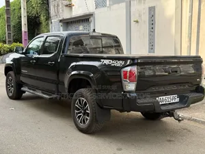 Toyota Tacoma TRD Off Road 2022 Noir
