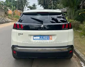 PEUGEOT 3008 2019 Blanc