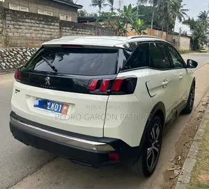 PEUGEOT 3008 2019 Blanc