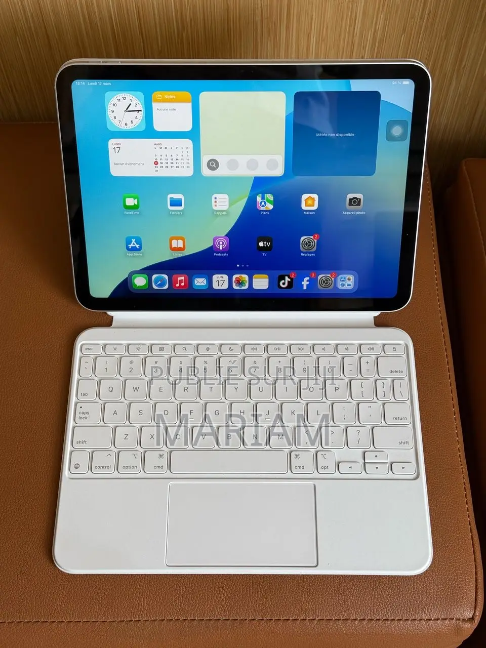 New Apple iPad (2022) 64 GB Autre