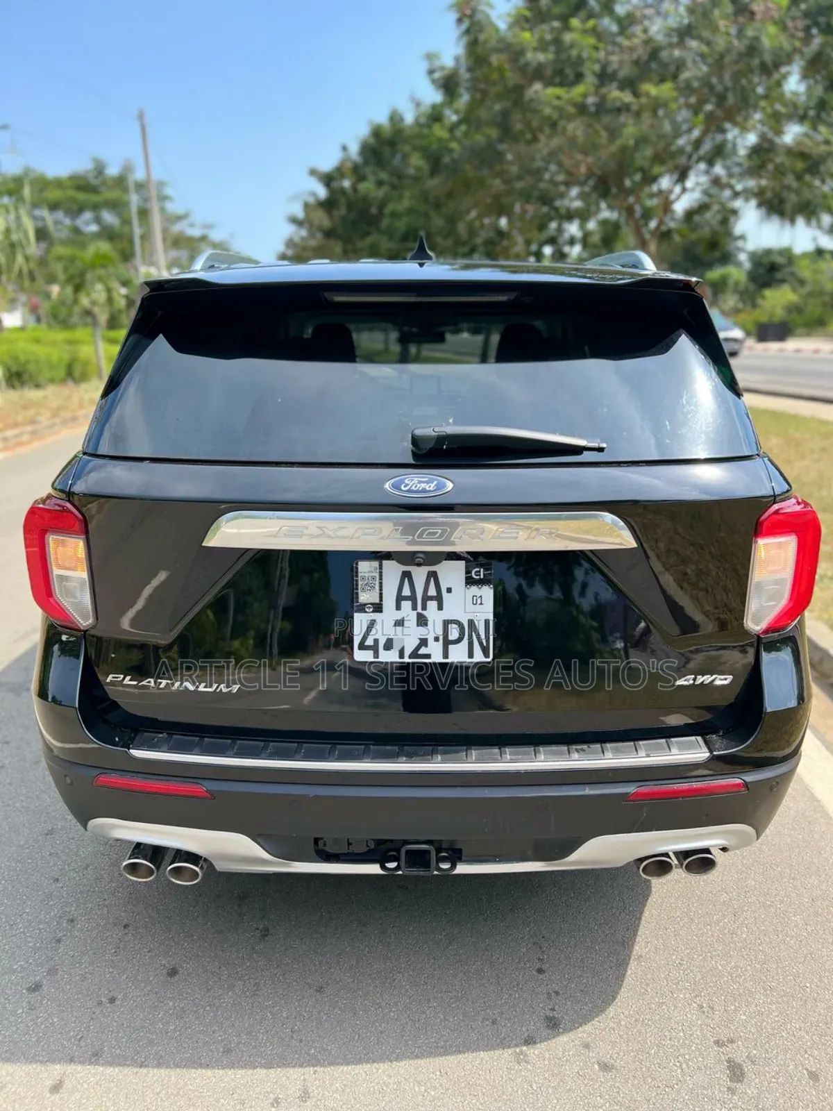 Ford Explorer Platinum 2021 Gris