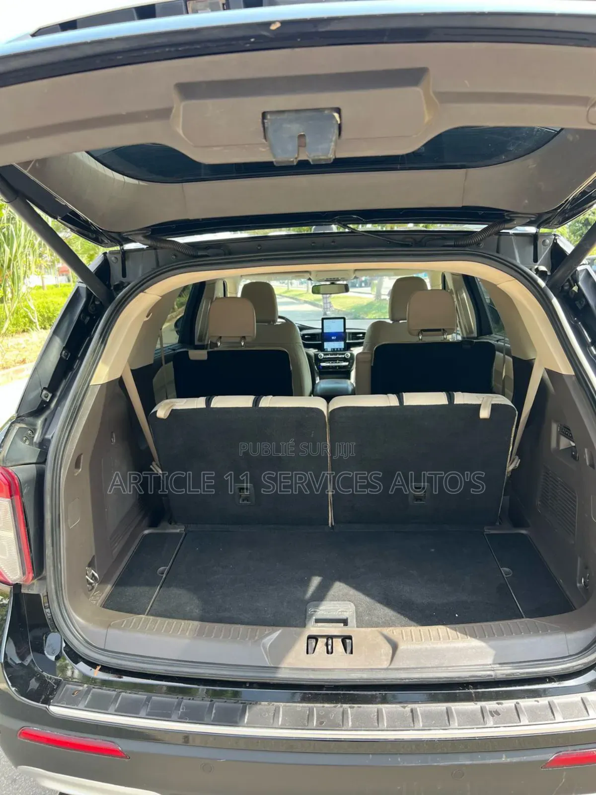 Ford Explorer Platinum 2021 Gris