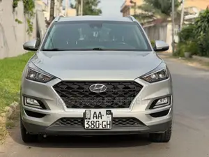 Photo - Hyundai Tucson 2020 Gris