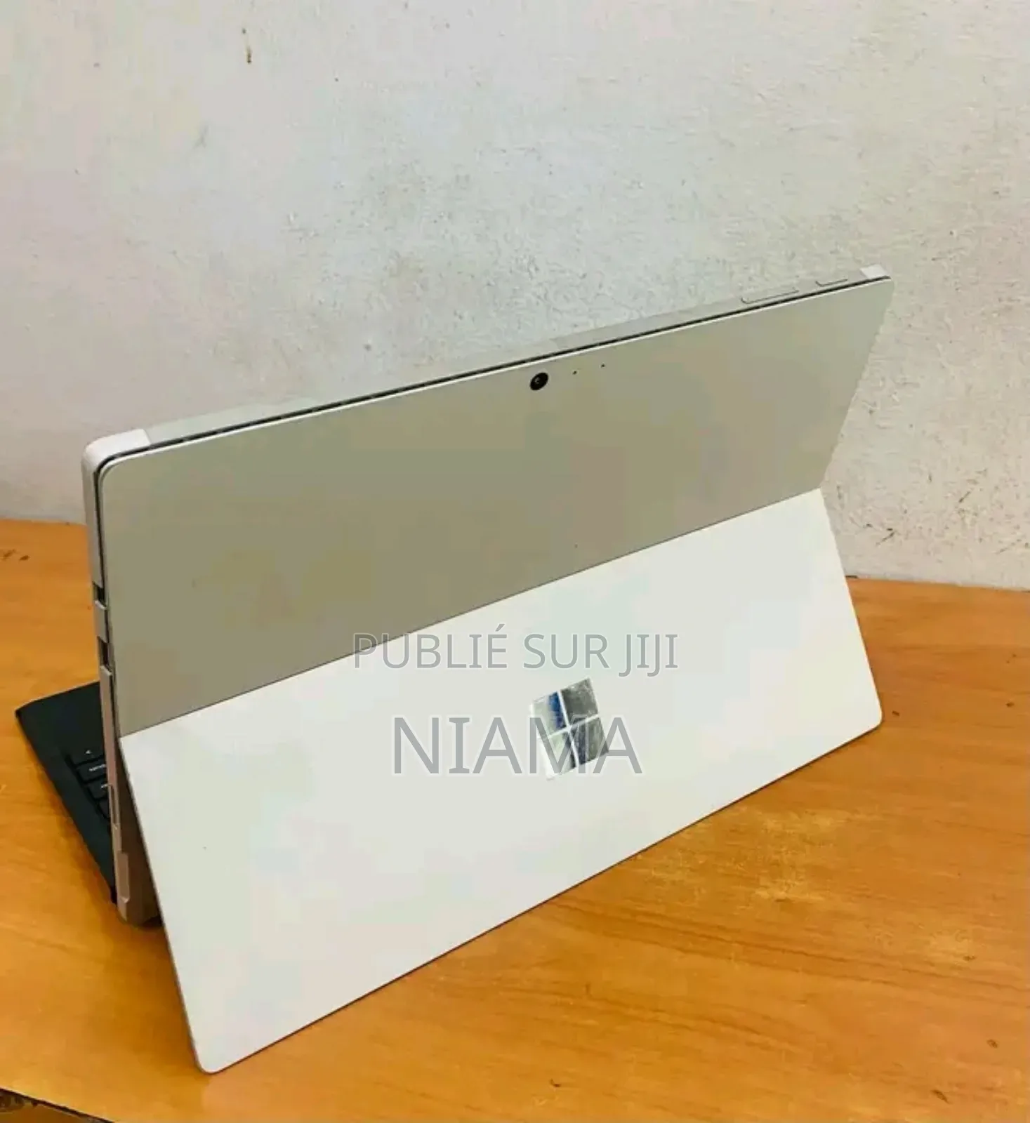 New Microsoft Surface Pro 5 16GB Intel Core I7 SSD 512GB