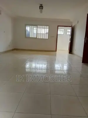 3chbre Villa dans Bingerville à Vendre