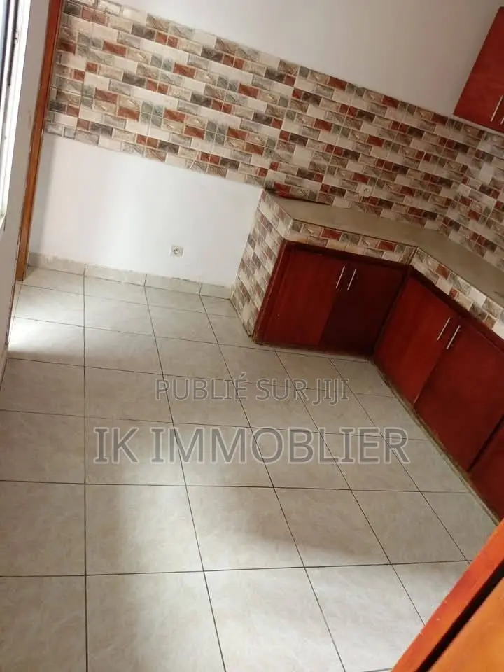 3chbre Villa dans Bingerville à Vendre