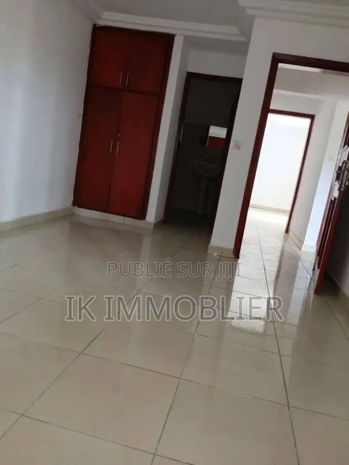 3chbre Villa dans Bingerville à Vendre