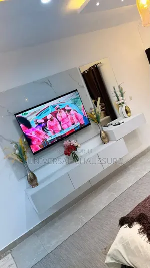 Photo - Spacieux Studio Meublé Kgi