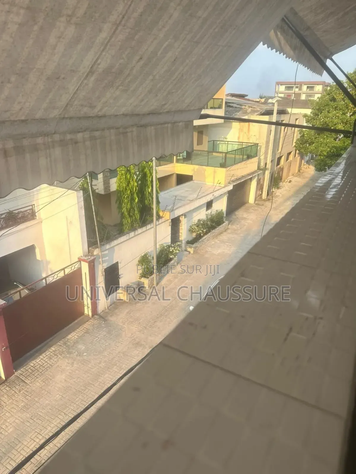 Spacieux Studio Meublé Kgi