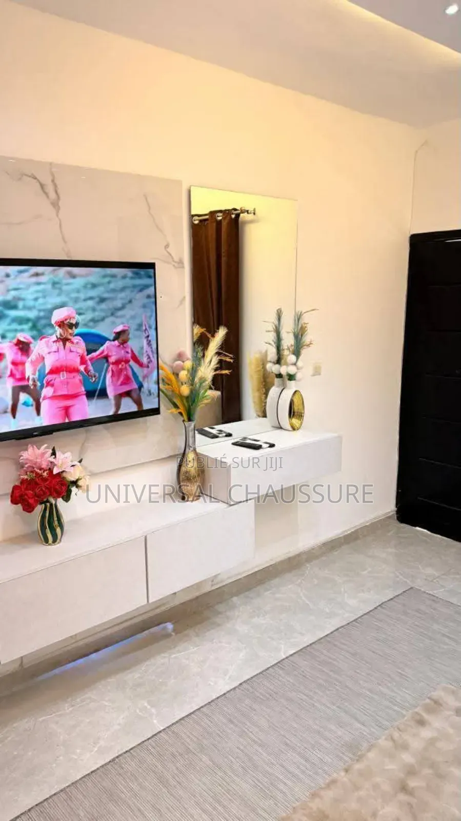 Spacieux Studio Meublé Kgi