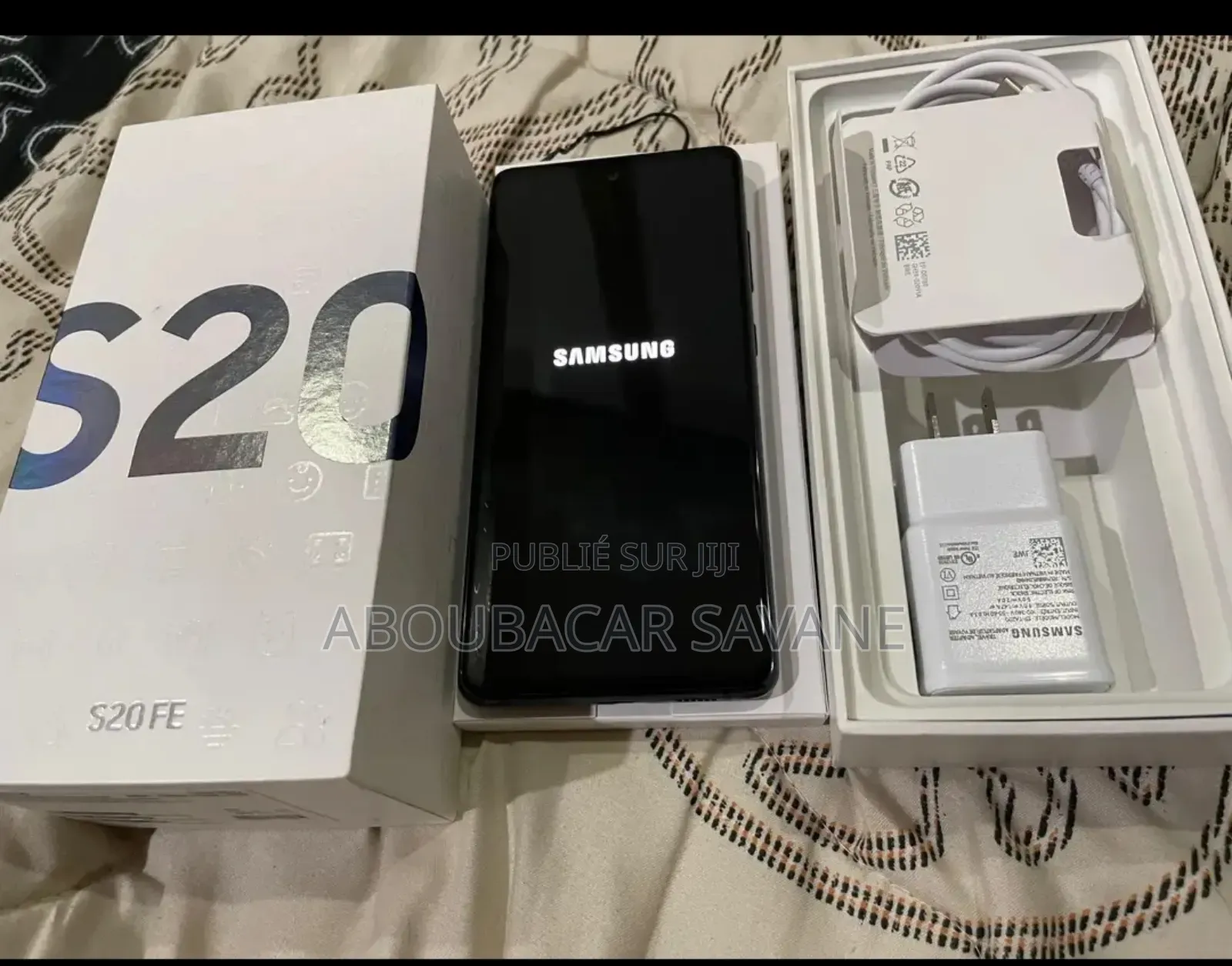 New Samsung Galaxy S20 FE 128 GB Autre