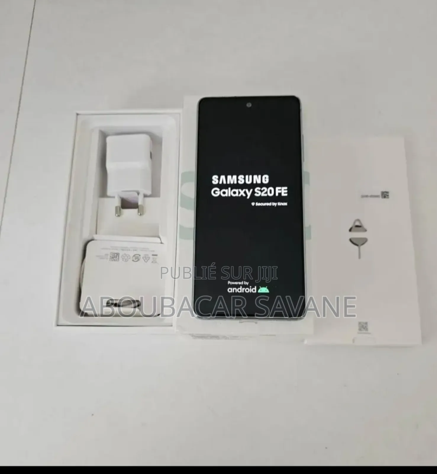 New Samsung Galaxy S20 FE 128 GB Autre