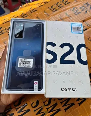 New Samsung Galaxy S20 FE 128 GB Autre