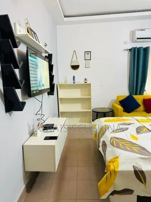 Furnished 1chbre Studio dans Cession De Biens, Cocody à Louer