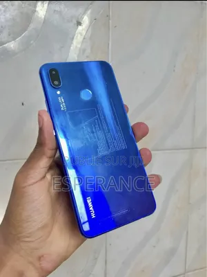 Photo - Huawei Nova 3i 128 GB Noir