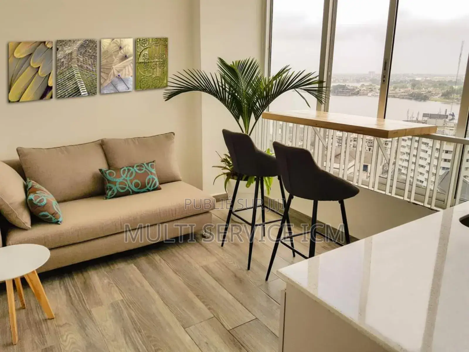 Furnished 20chbre Maison dans Icm Immobilier, Cocody à Vendre