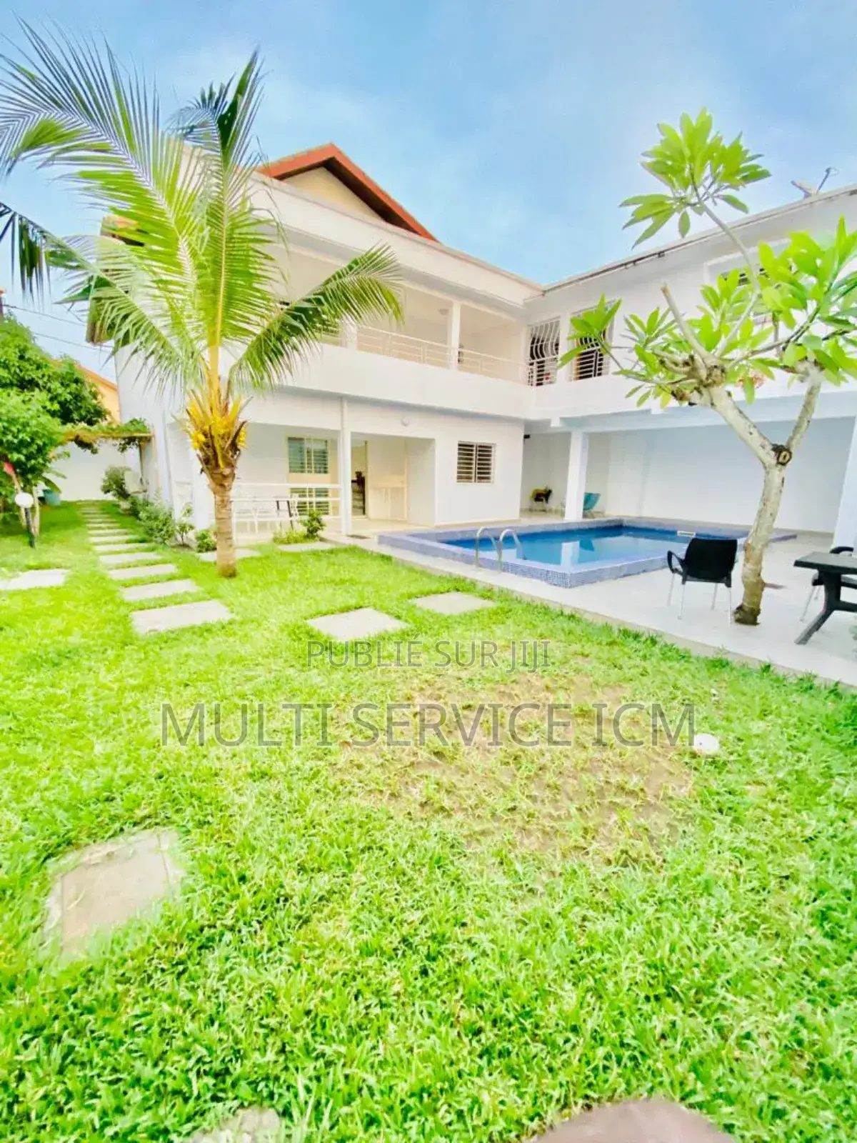 9chbre Duplex dans Coulibaly Ismael, Cocody à Vendre