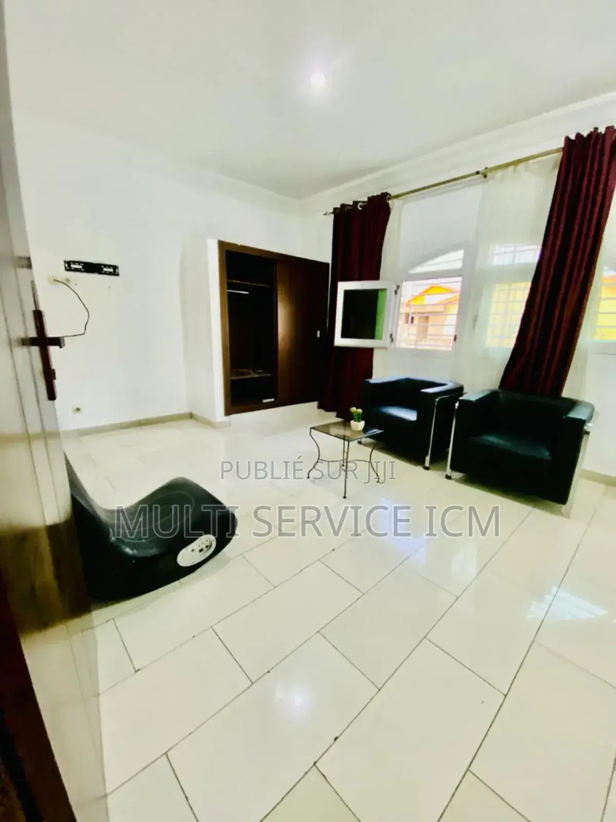 9chbre Duplex dans Coulibaly Ismael, Cocody à Vendre