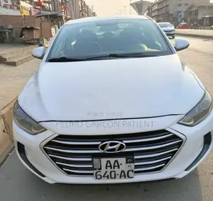 Photo - Hyundai Elantra 2018 Blanc