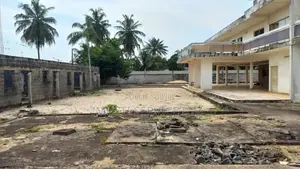 3chbre Maison de ferme dans Coulibaly Ismael, Cocody à Vendre