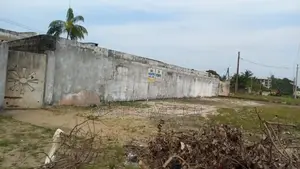 3chbre Maison de ferme dans Coulibaly Ismael, Cocody à Vendre