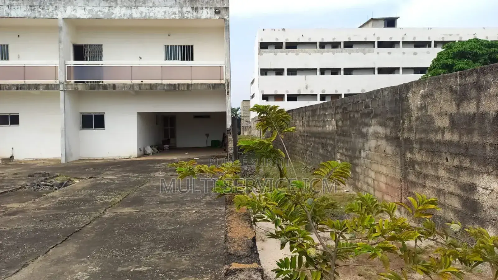3chbre Maison de ferme dans Coulibaly Ismael, Cocody à Vendre