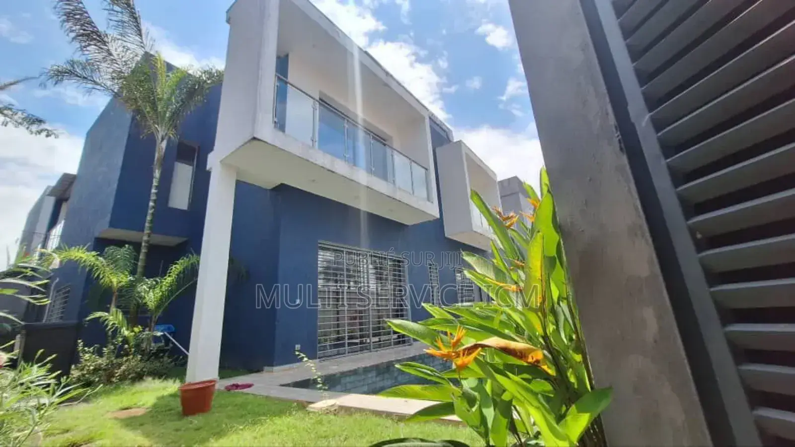 Furnished 7chbre Maison de ville / Terrasse à Louer