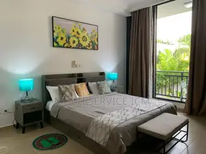 Furnished 7chbre Maison de ville / Terrasse à Louer