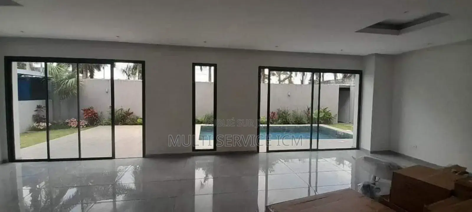 Furnished 7chbre Maison de ville / Terrasse à Louer