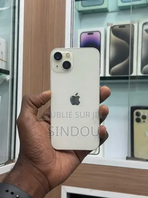 Photo - Pomme iPhone 13 128 GB Blanc