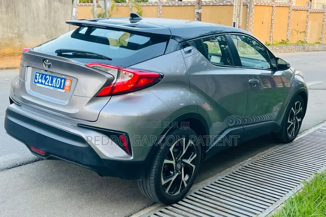 Toyota C-HR 2018 Gris
