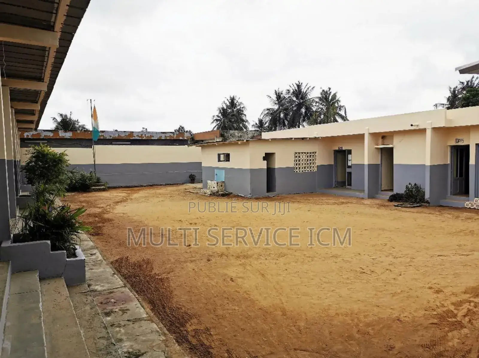 7chbre Maison dans Ismael Coulibaly, Cocody à Vendre