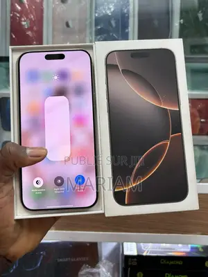 Photo - New Apple iPhone 16 Pro Max 256 GB Doré