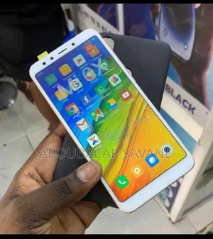 Xiaomi Mi A2 (Mi 6X) 128 GB Autre