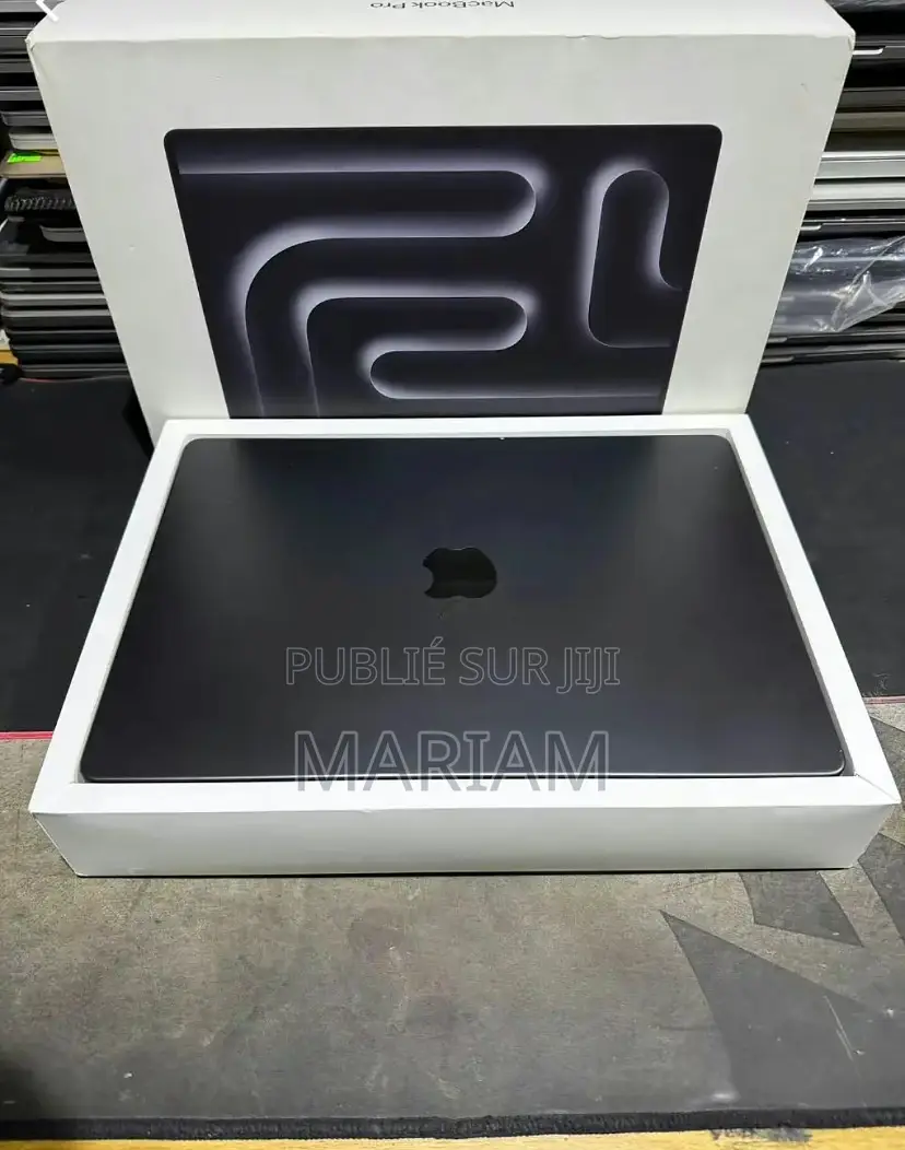 New Apple MacBook Pro 2023 M3 14-Inch 8GB Apple M3 Max SSD 256GB