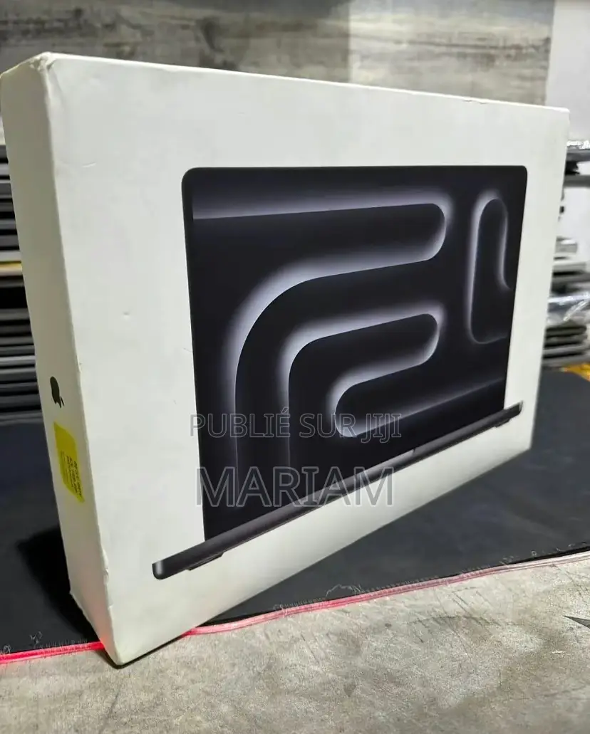 New Apple MacBook Pro 2023 M3 14-Inch 8GB Apple M3 Max SSD 256GB