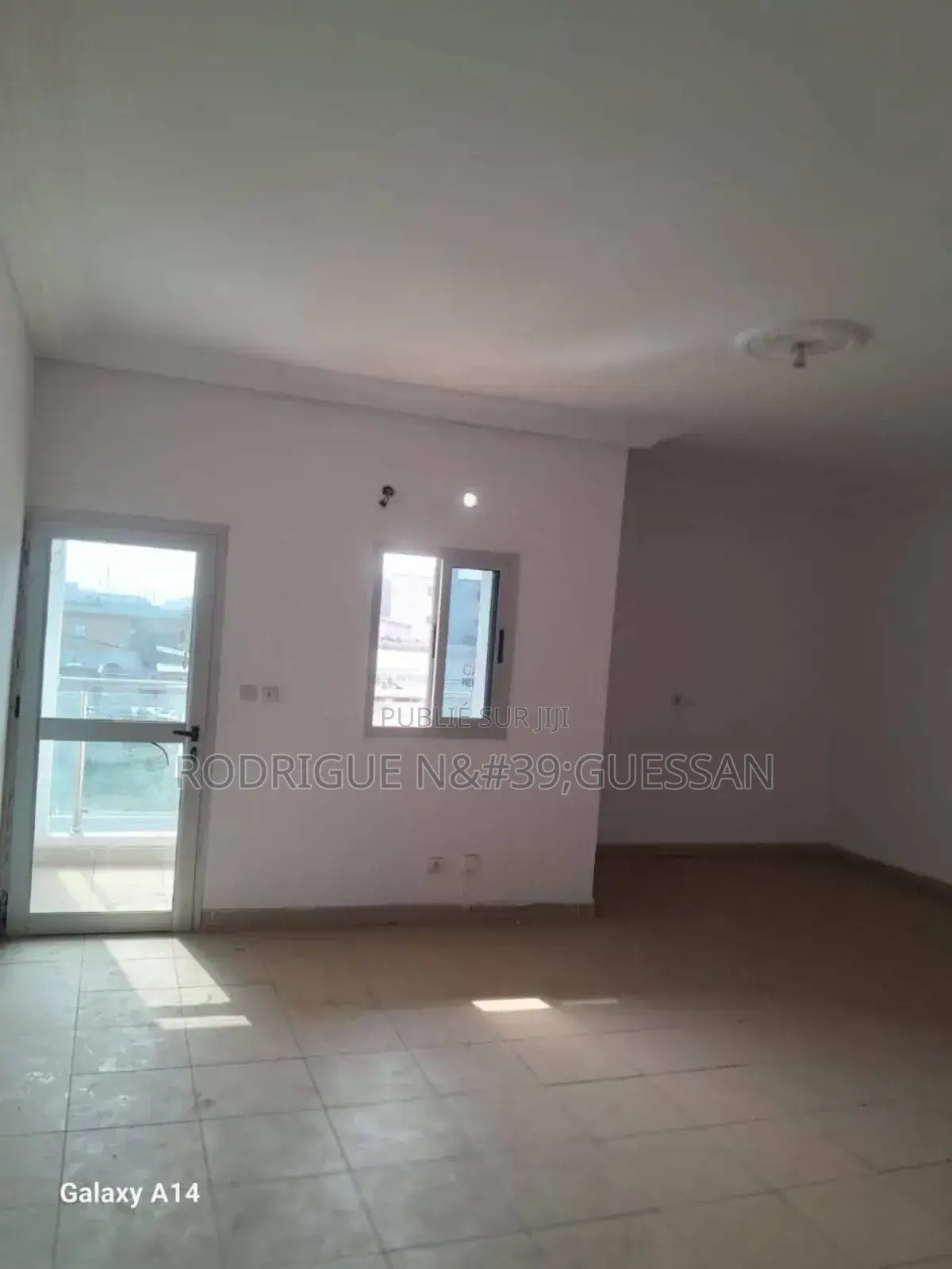 2chbre Appartement dans Cocody à Louer